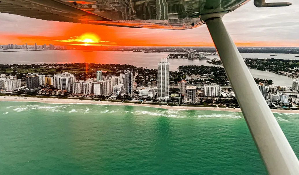 Miami Sunset Airplane Tour with Free Champagne