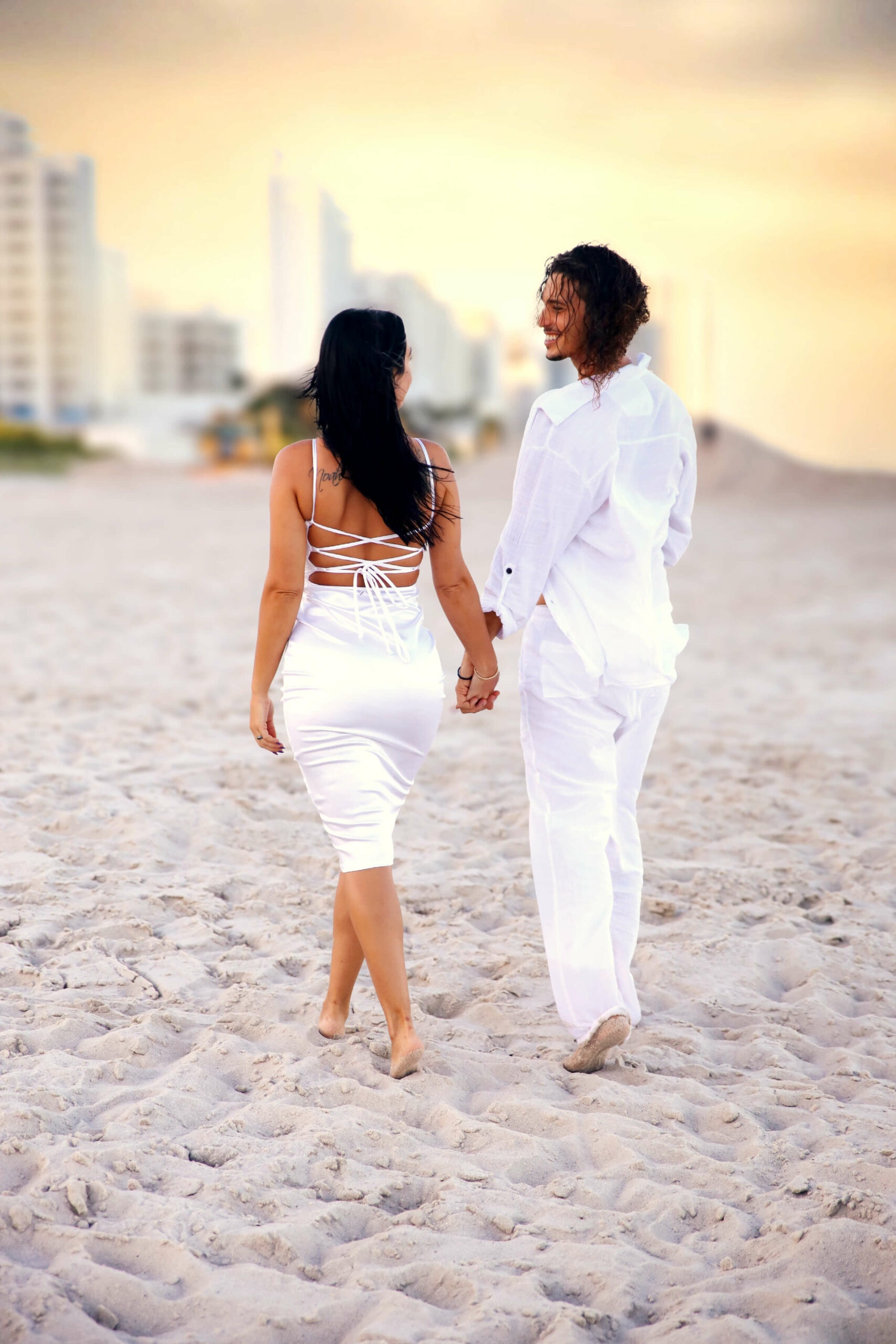 COUPLE PHOTOGRAPHY MIAMI BEACH