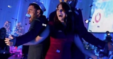 4 Hour 360 Photo Booth Gold