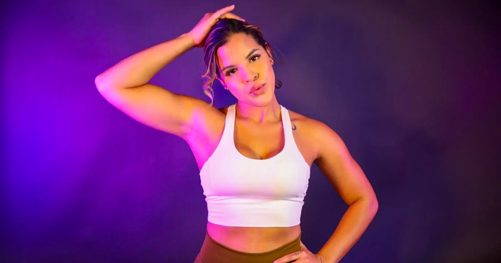 2 HOUR STUDIO • PREMIUM PACK