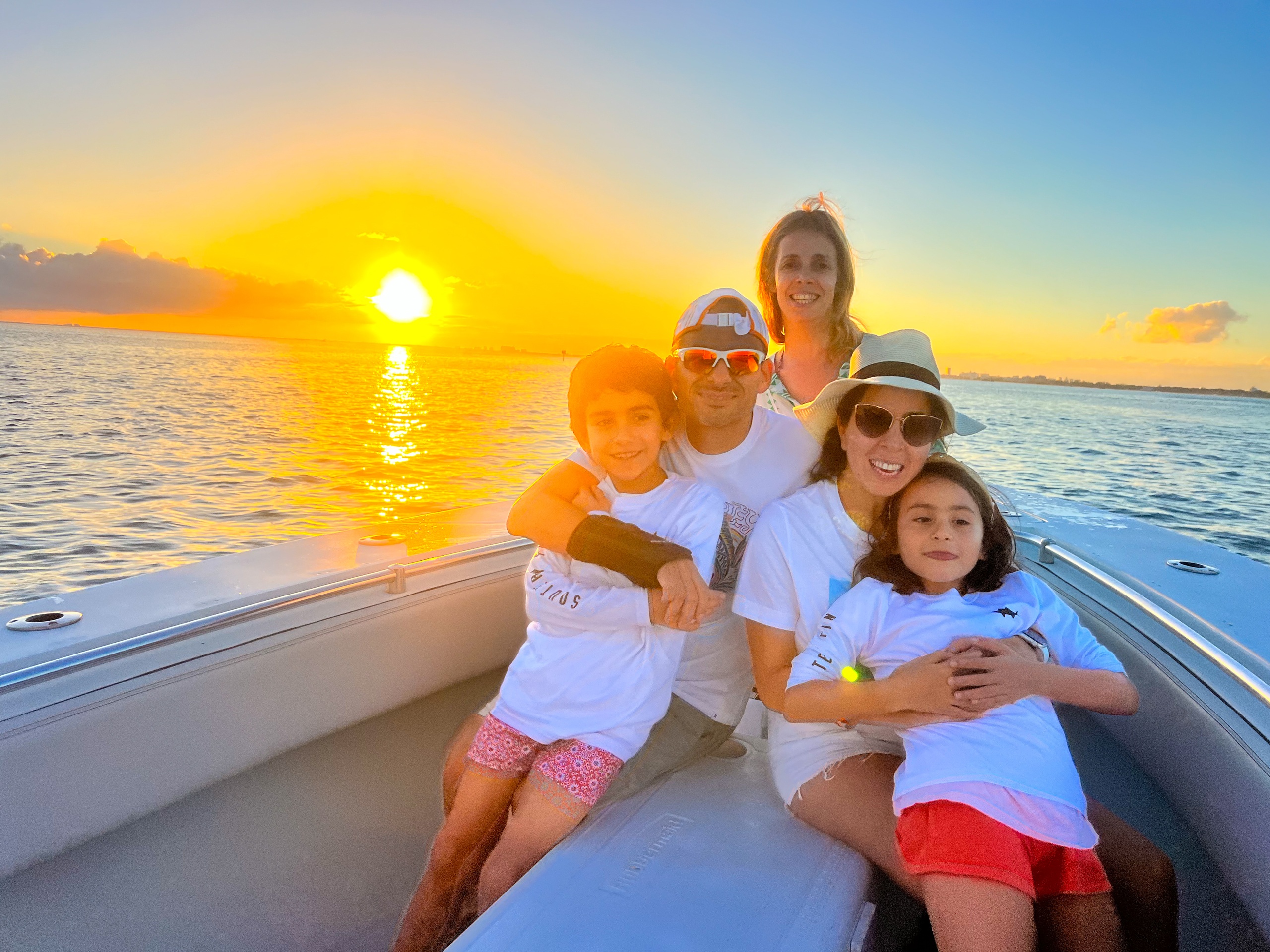 Island/Sandbar Sunset Tour • 30' Contender