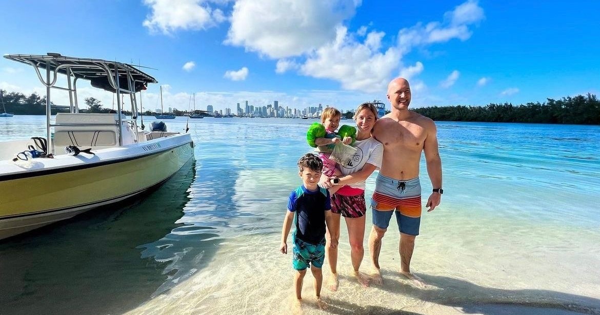 Island/Sandbar Tour • 30' Contender