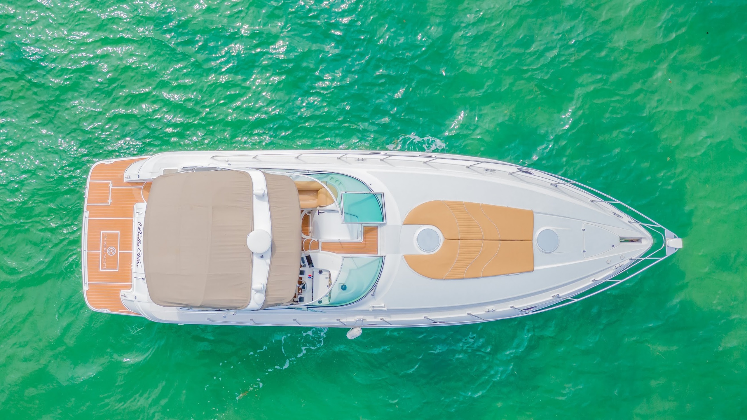 Yacht Rental bella vita 50 ft